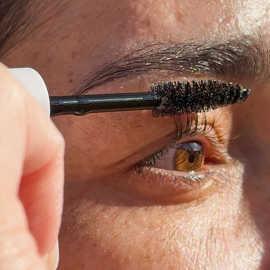 Eyebrow and Eyelash Oil